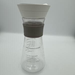 Pampered Chef Measure, Mix & Pour Salad Dressing Mixer